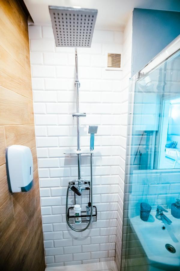 Bright 14Th Floor Central Home With Balcony & Views 바르샤바 외부 사진
